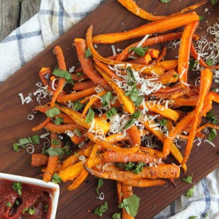 Parmesan Carrot Fries | simplerootswellness.com