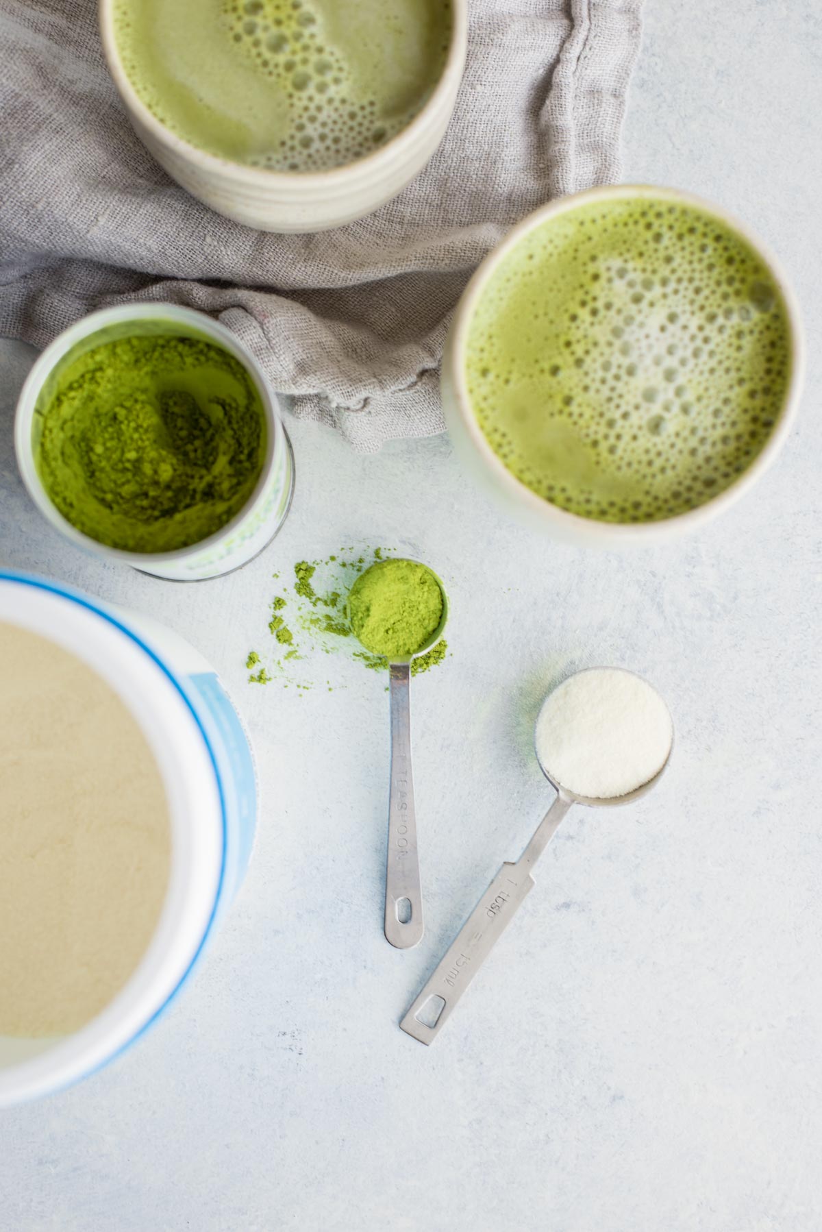 This fat burning matcha latte will change your morning. Made in under five minutes.