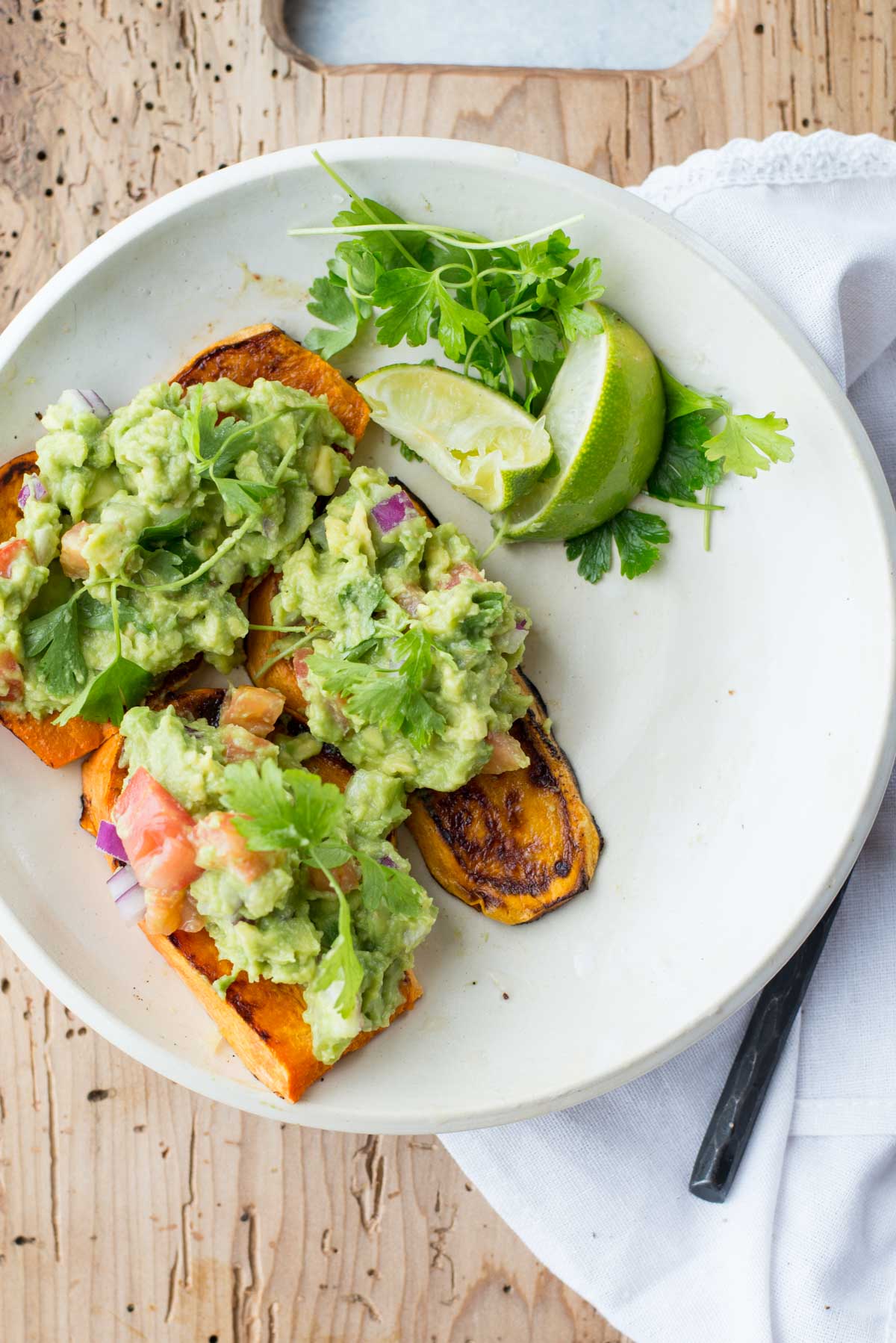 This 5 minute guacamole recipe is your answer to any meal. 