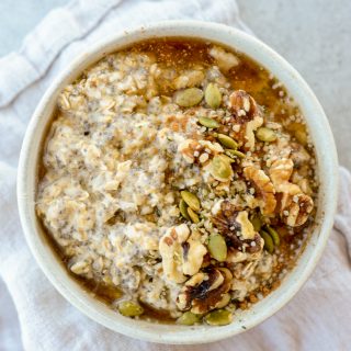 Healthy Protein Packed Instant Oatmeal Recipe 5-Ways | simplerootswellness.com #oatmeal #protein #quick #breakfast #healthy